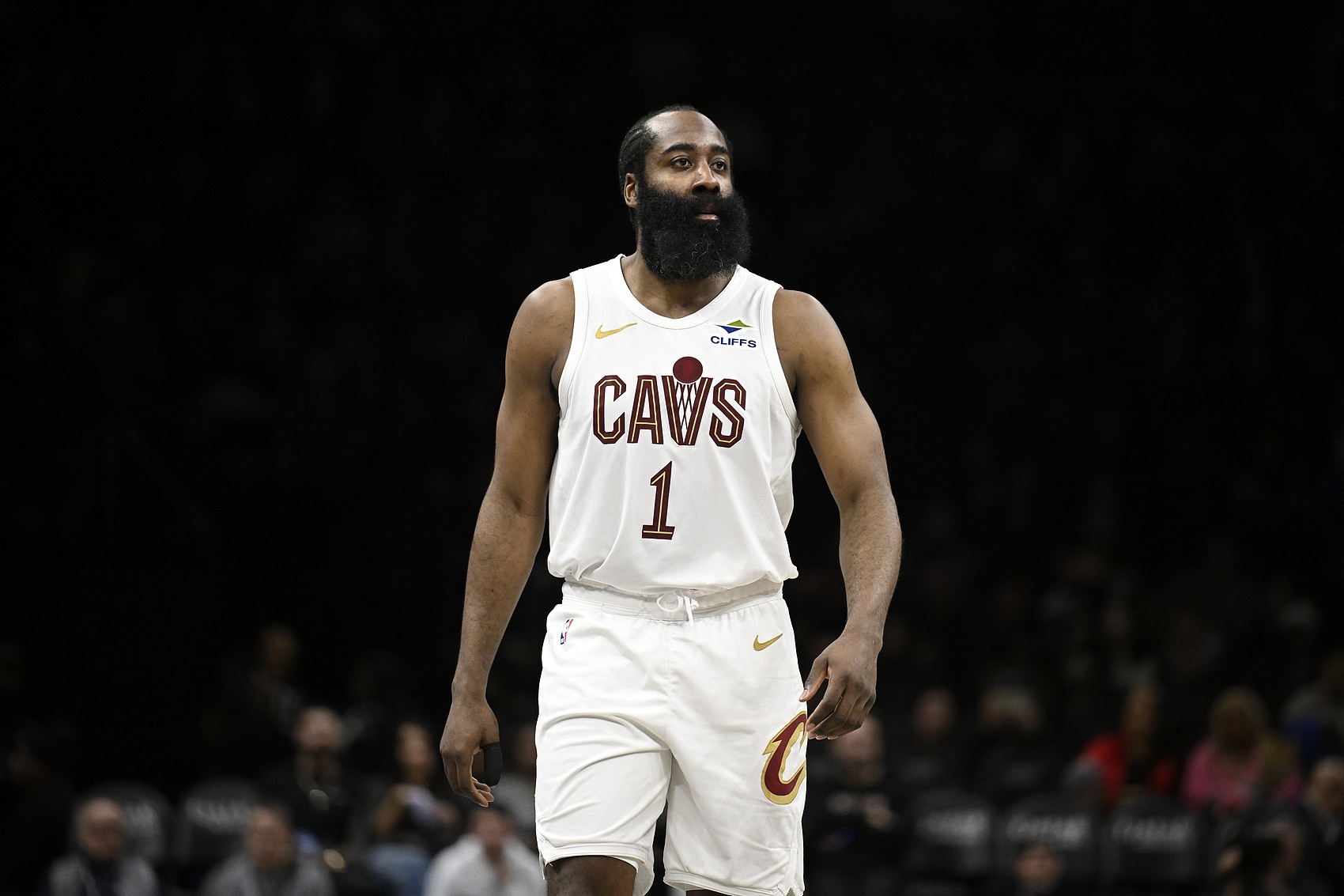 开云-媒体人:这支骑士是残阵 米切尔没打 但还是能与活塞一较高下