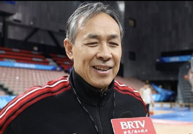 开云-许利民：关于上一场的问题全队已达成共识，今天训练氛围很好